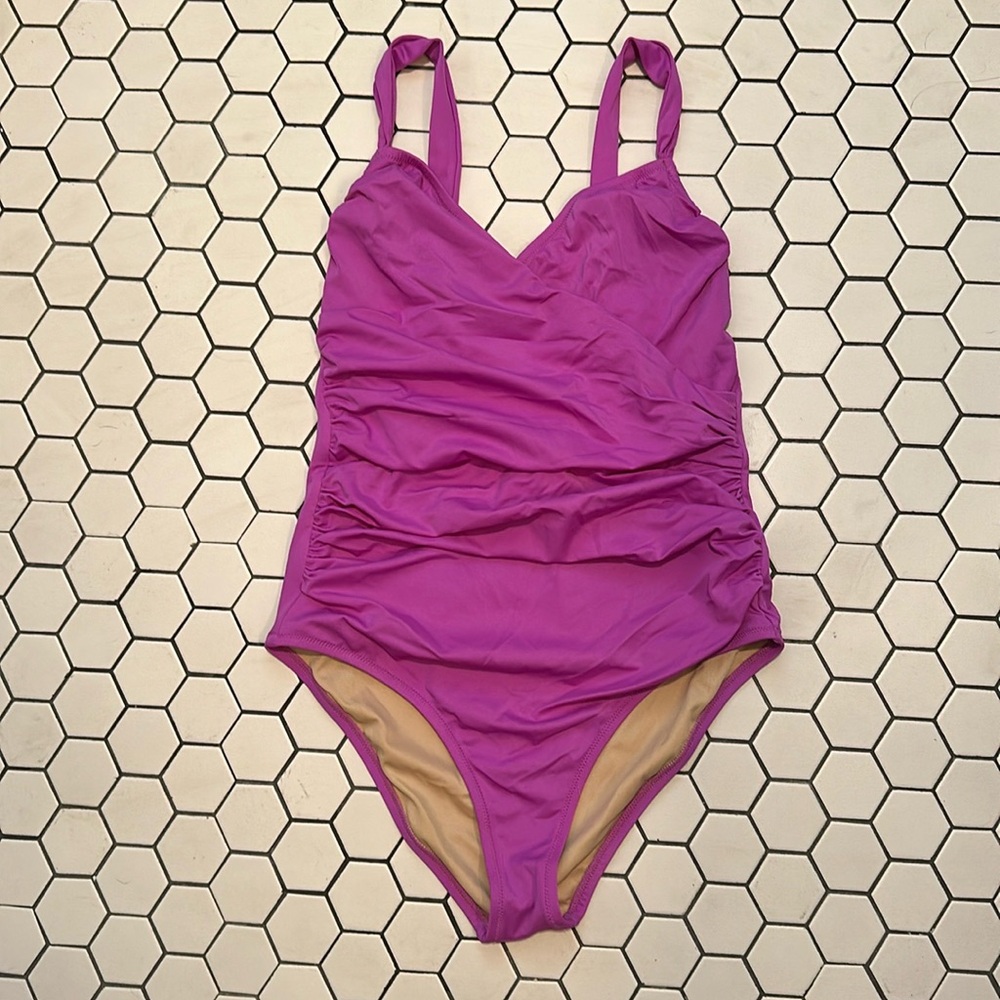 J Crew women’s pink one-piece swimsuit, sz 10